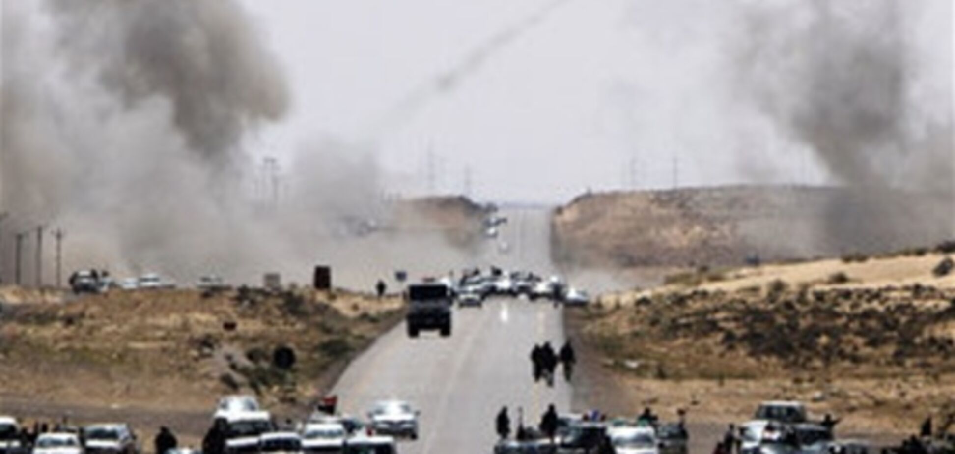 Самолеты НАТО обстреляли войска Каддафи, блокирующие город Зинтан