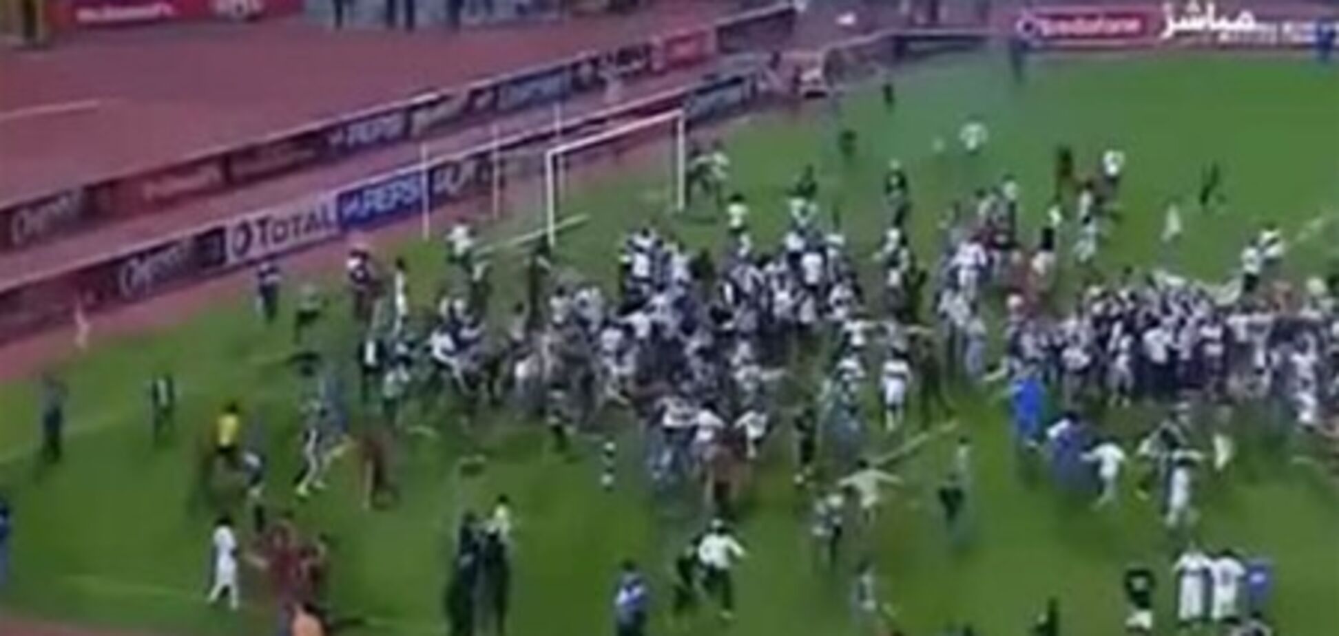 Фанаты устроили самосуд над арбитром. Видео