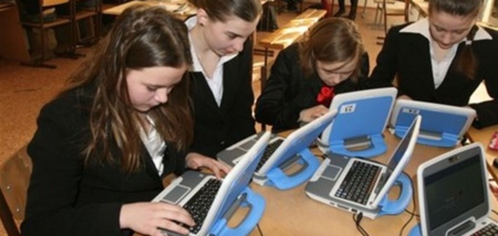 За нетбуки для школьников должно платить государство