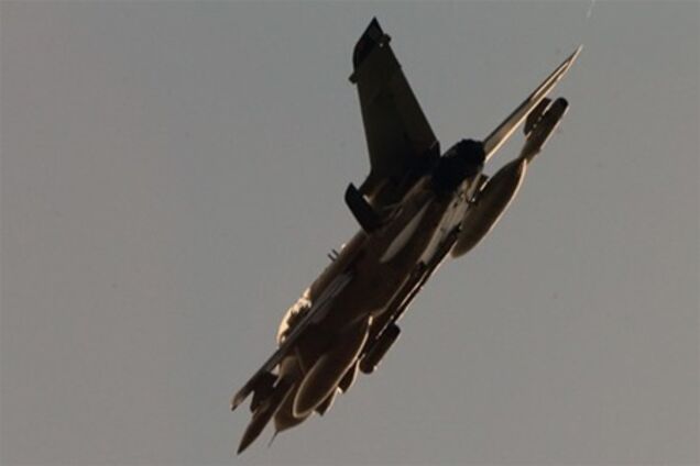 США согласились продлить бомбардировки в Ливии