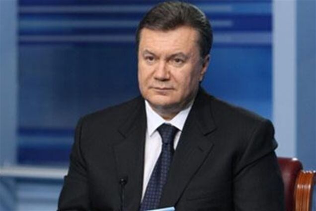 Янукович підписав укази про скорочення в АП та РНБО 