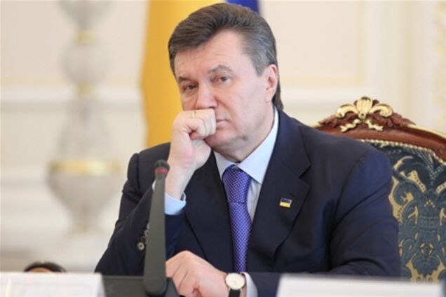 Янукович підписав указ про звільнення 136 осіб