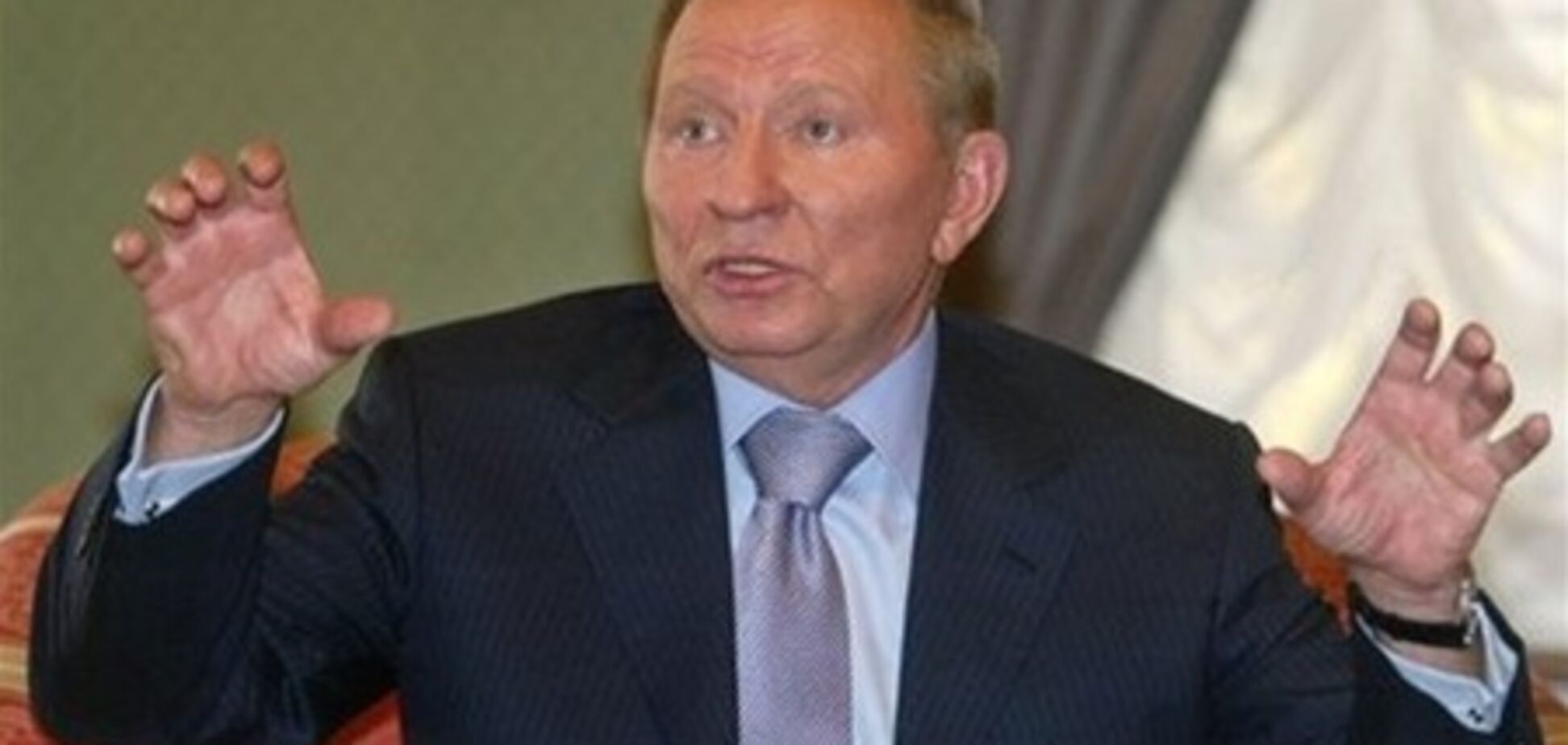 Захисники Кучми вимагають порушити справу проти Мельниченка