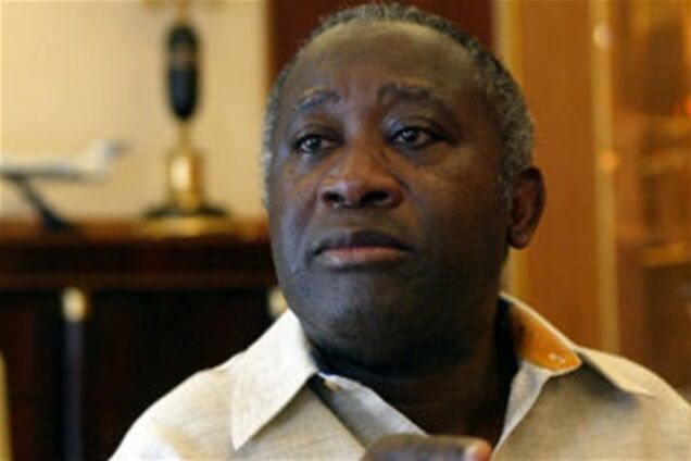 Президент Кот-д'Ивуара отказался подписать документы о капитуляции