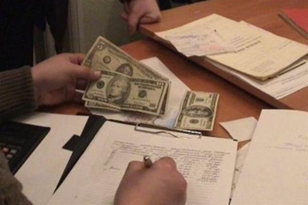 Одеса. Митник зламав обидві ноги, тікаючи від СБУ 