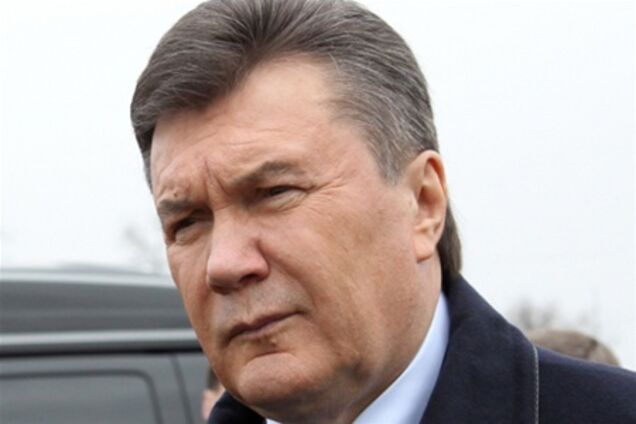 Янукович уволил ряд замминистров