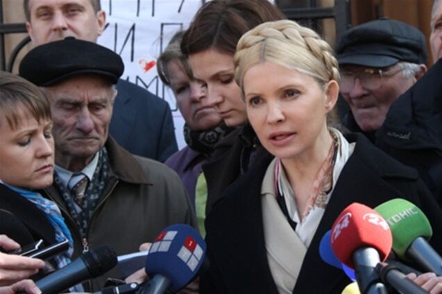 Тимошенко: послание Януковича - съезд КПСС тридцатилетней давности