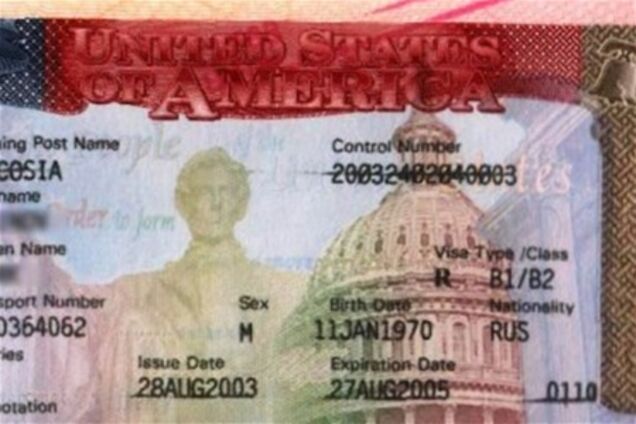 Посольство США скасувало візові співбесіди для окремих категорій українців