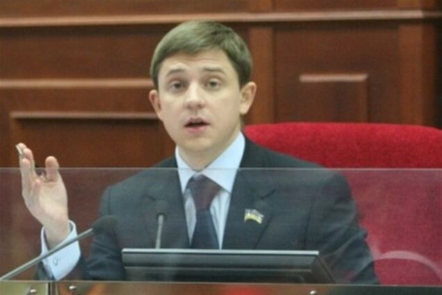 Довгий и «молодая команда Ч.»