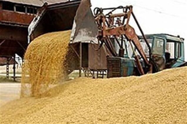 КРУ: У Держрезерві зерно тільки на папері