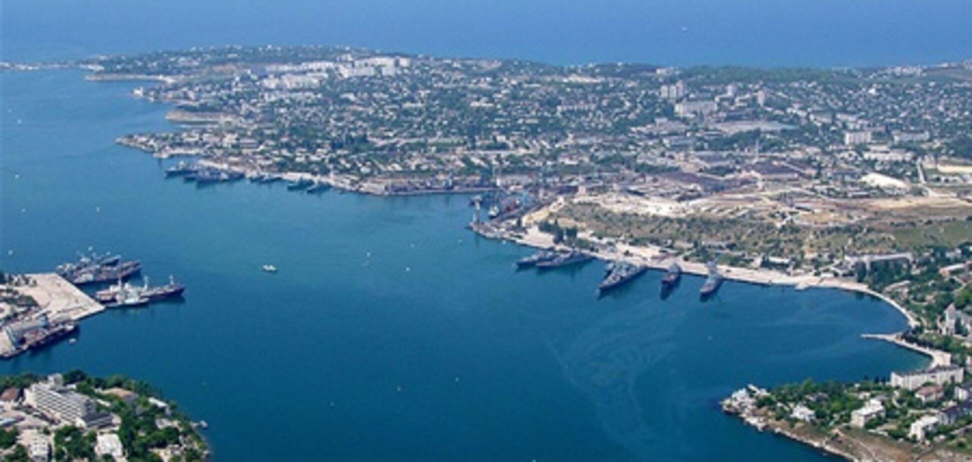 Украина и Россия начали передел земли под Черноморским флотом