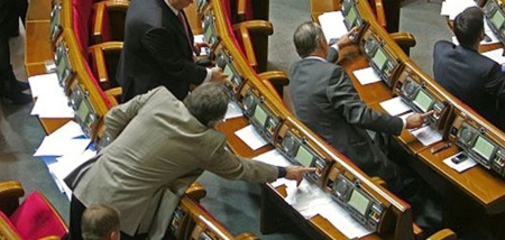 Рада пустила в Украину иностранных военных