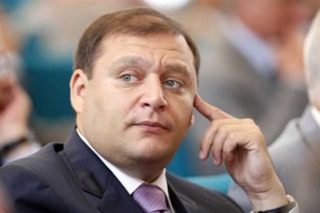 22 червня Добкін з людьми приїде у Львів без червоних прапорів