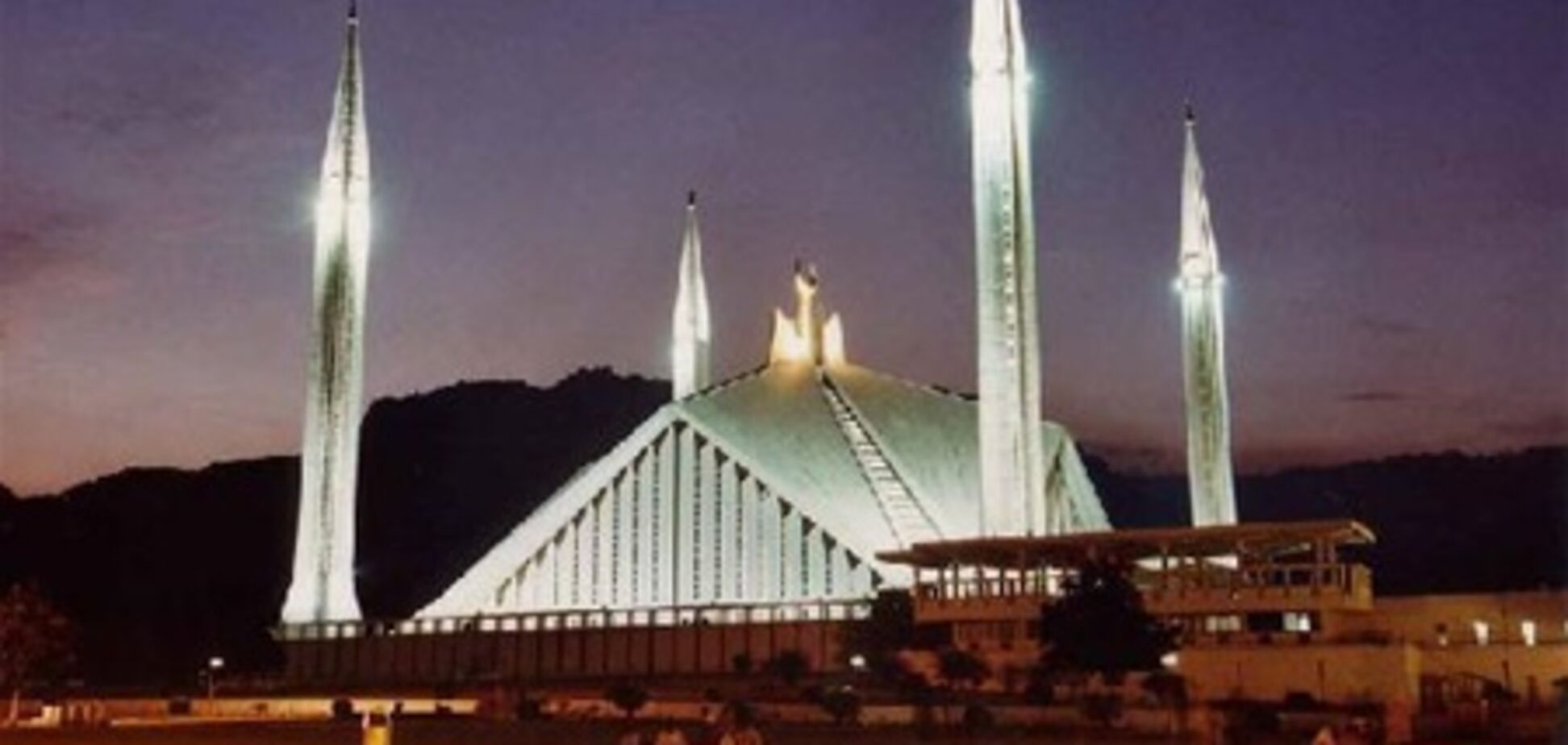 Сообщение об убийстве бен Ладена не нарушило спокойствие в Исламабаде