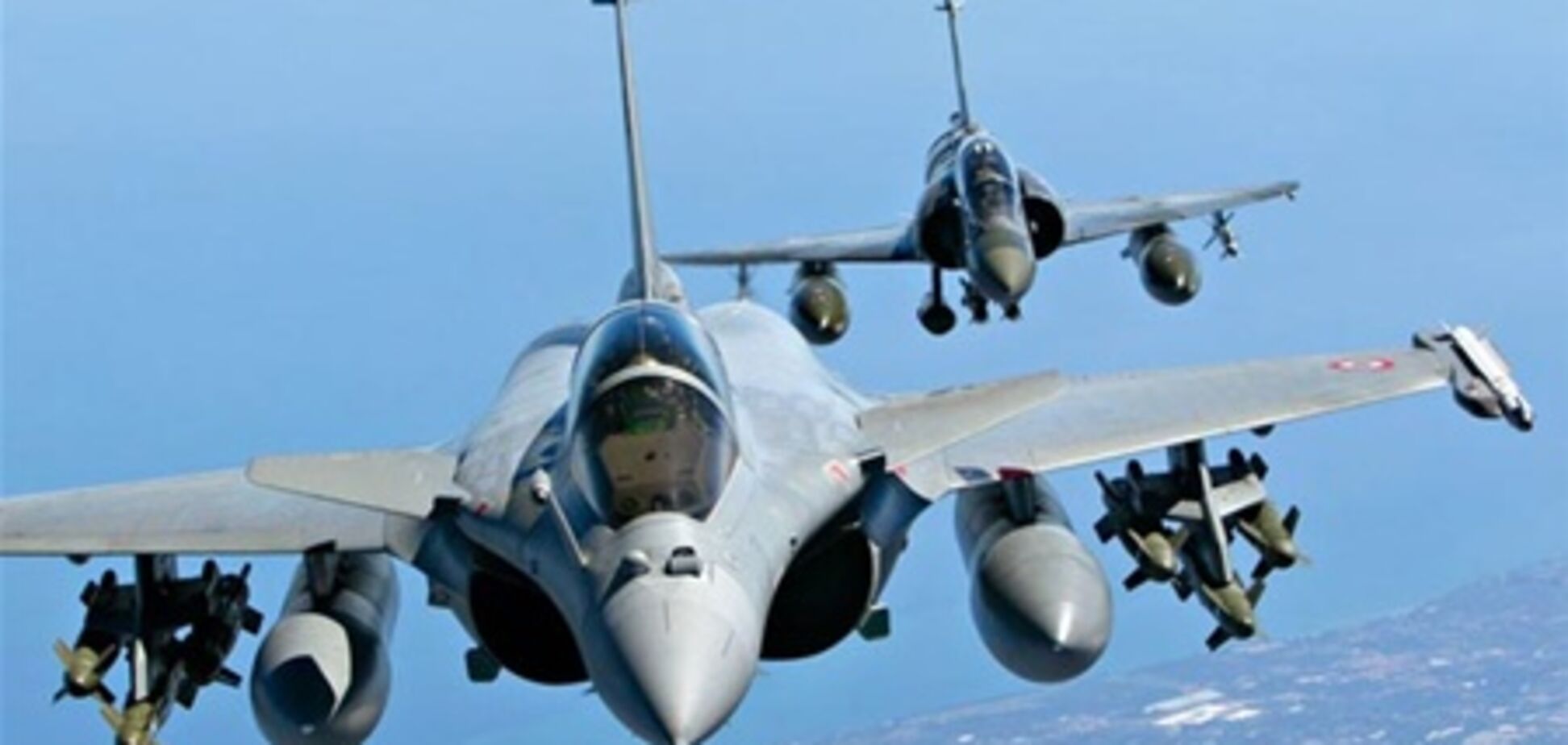 Авиация НАТО за сутки уничтожила в Ливии один корабль и один танк