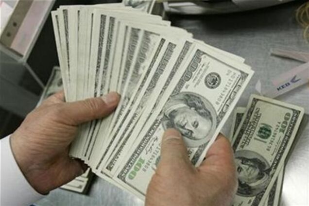 Новые владельцы дома нашли на чердаке 45 000$ и вернули их хозяевам