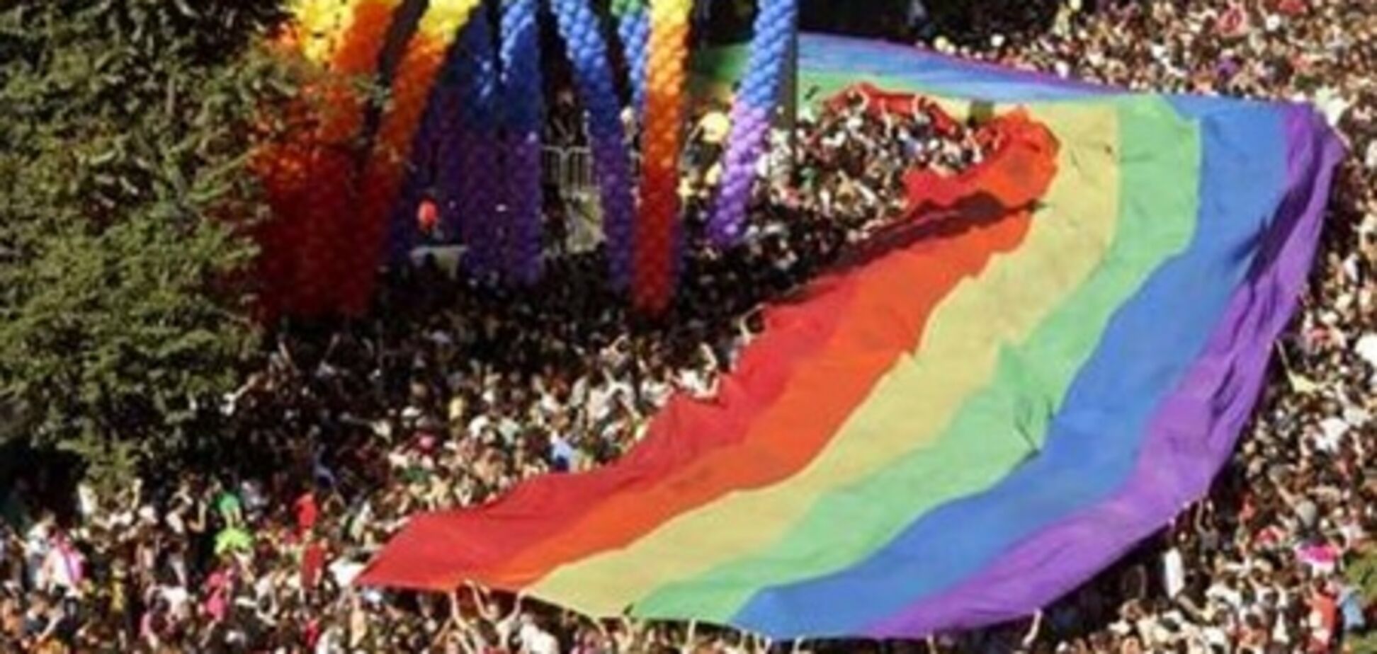 В Литве женщину оштрафовали за призыв расправиться с геями
