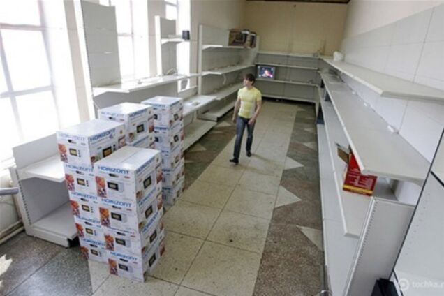 В Беларуси спички и бензин стали дефицитом