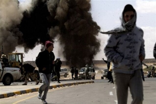 Войска Каддафи подвергли артобстрелу город Мисурата