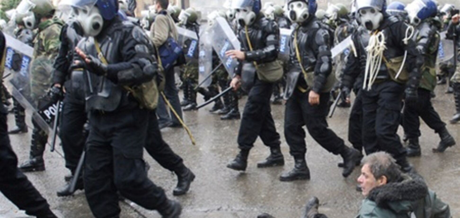 Разгон митинга грузинской оппозиции спецназом. Видео
