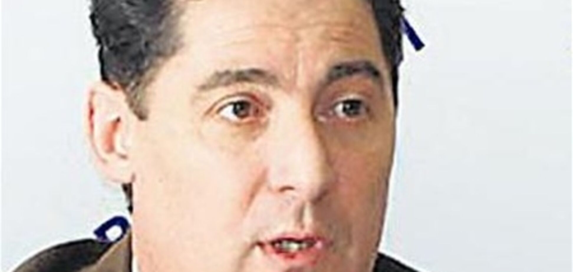 В Крыму автоманьяки сожгли 'Лексус' известного депутата