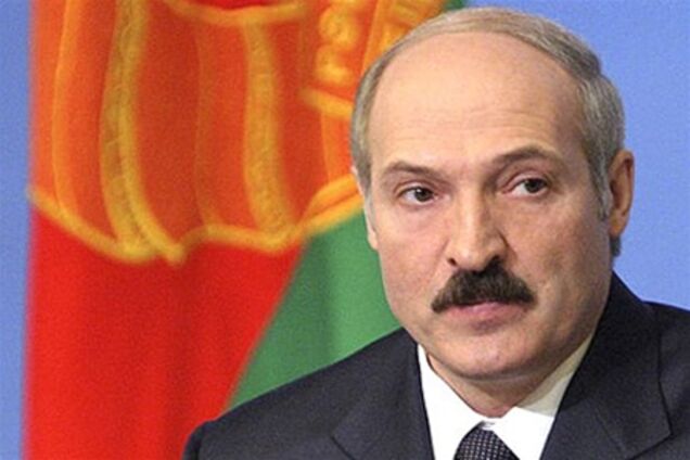 Лукашенко от имени всех белорусов поздравил Саакашвили