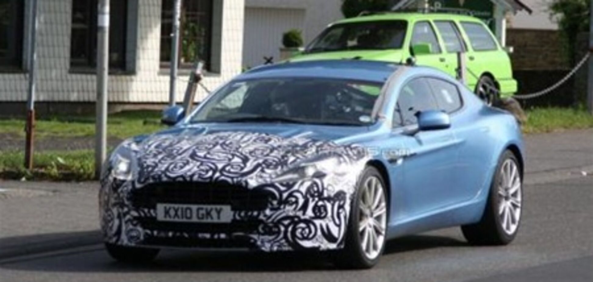 Aston Martin готовит к обновлению модель Rapide