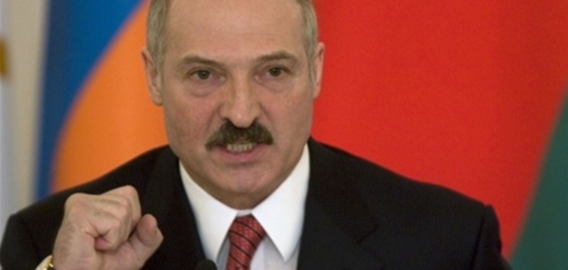 Лукашенко закриє в Білорусі неправильні ЗМІ