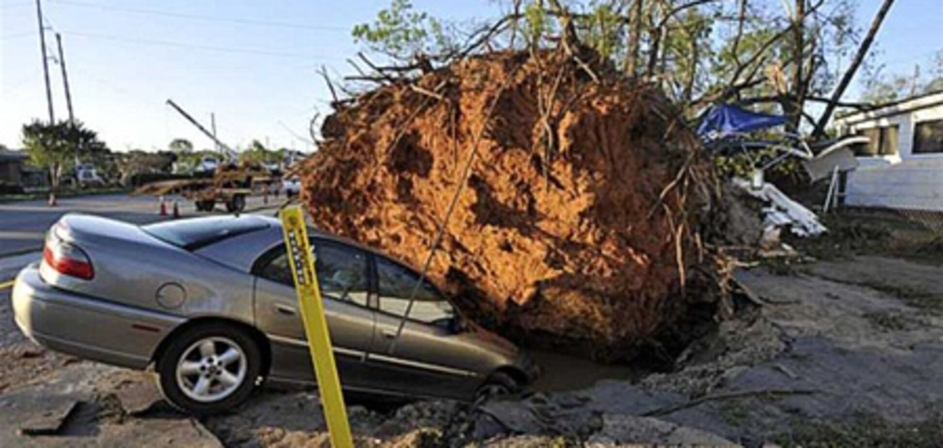 В США после торнадо не могут найти более 230 человек
