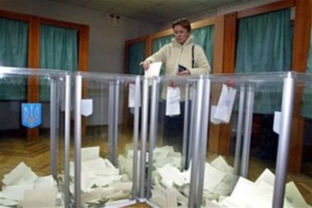 Більше половини українців не хочуть йти на вибори