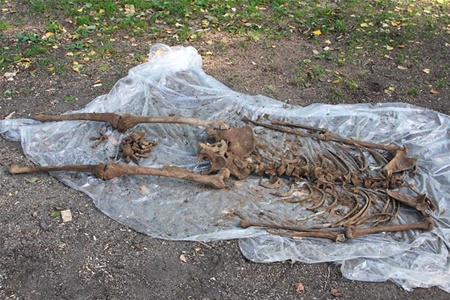 Школярі відточували знання біології, знайшовши на вулиці людські кістки