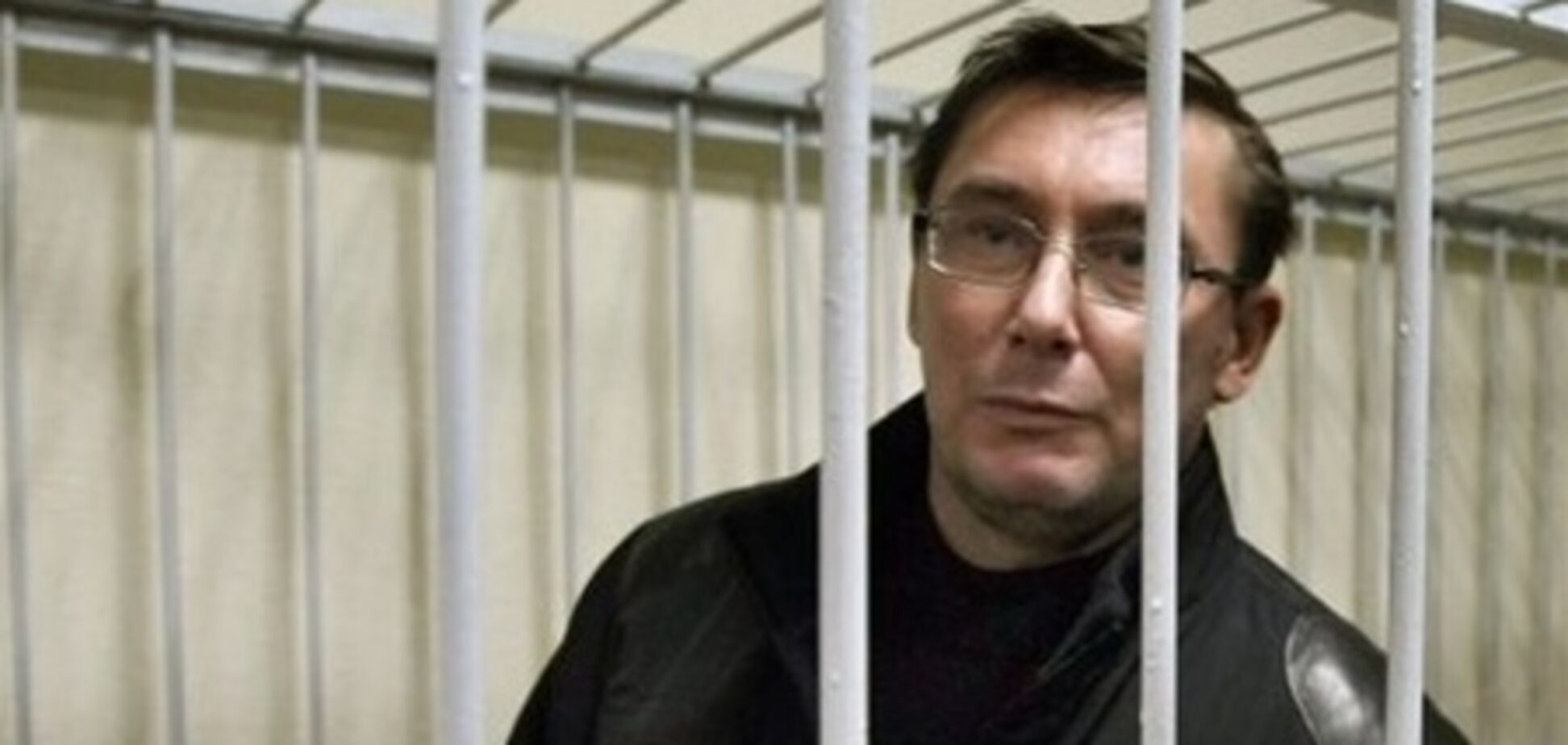 Дружина не застала Луценко в СІЗО: його відвезли до суду ще в 8 ранку
