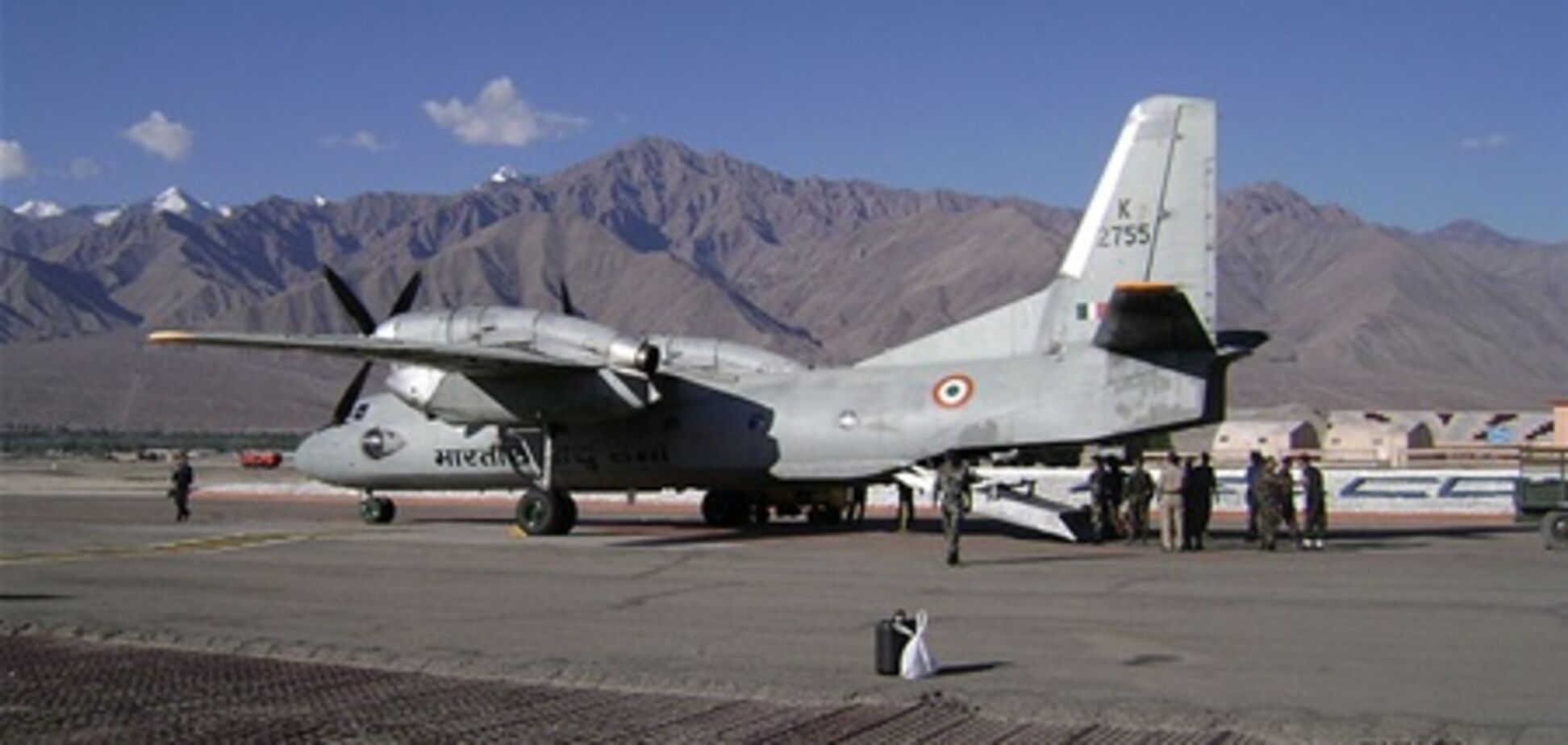 Перша партія Ан-32 полетіла до Індії