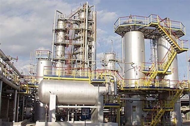 Россия будет бороться с дефицитом горючего путем национализации НПЗ