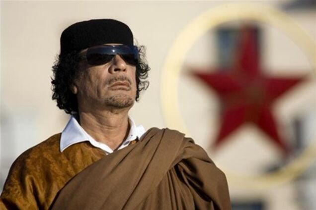 Швейцария заморозила счета Каддафи и Мубарака