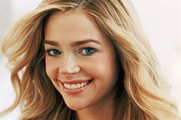 40-річна Деніз Річардс показала ідеальне тіло. Фото