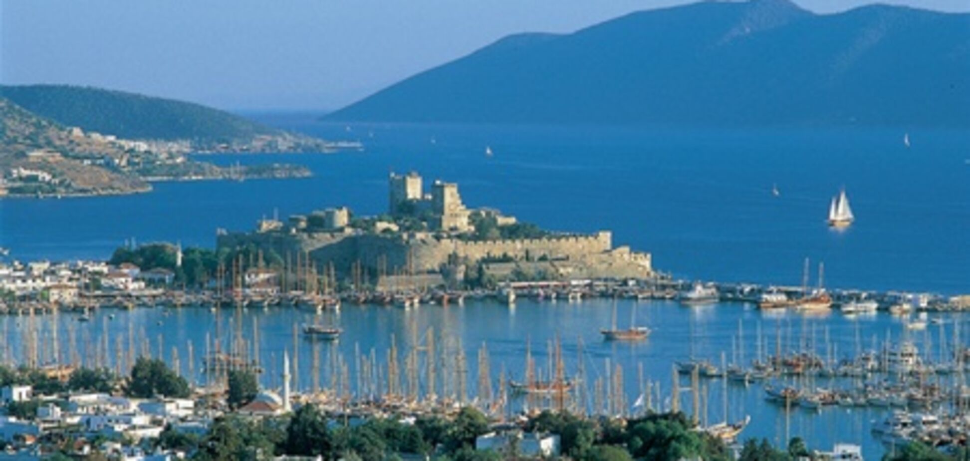 В Турции от отравления алкоголем умерла российская туристка