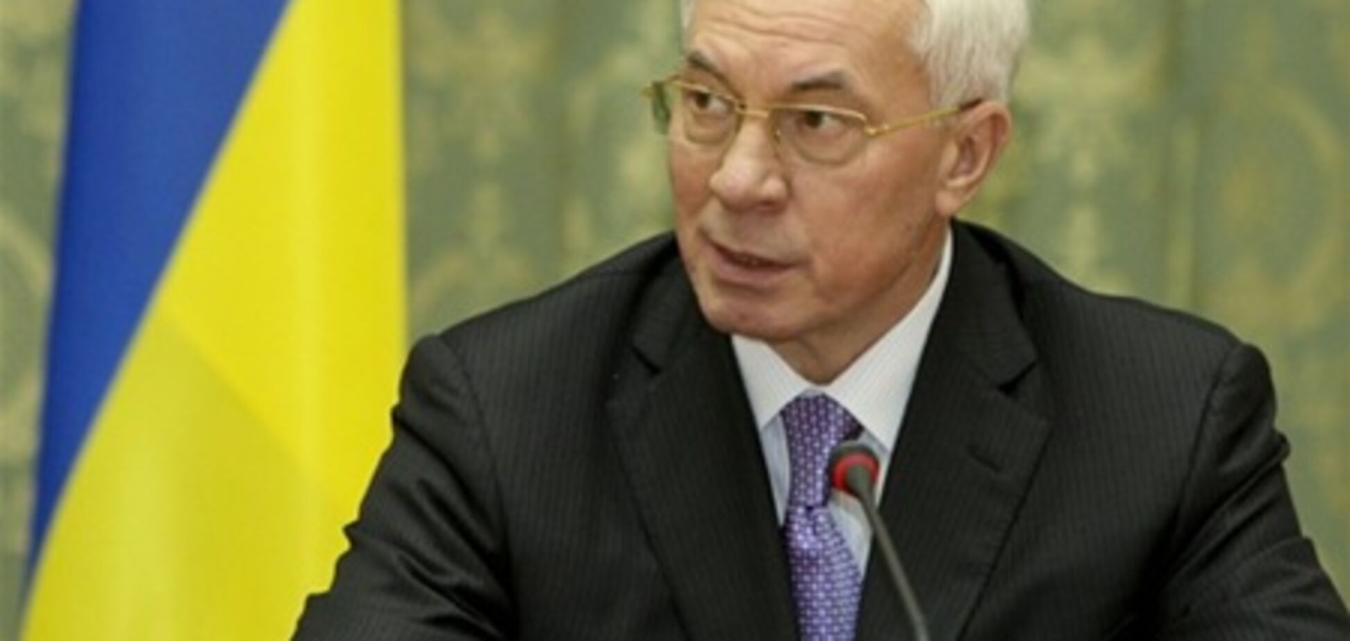 Азаров на святкування Дня незалежності виділив понад 177 мільйонів гривень