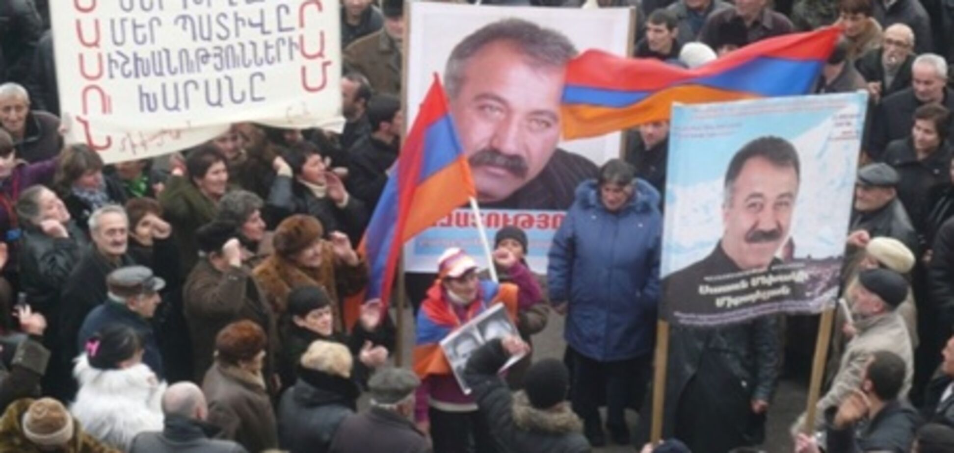 Вірменська опозиція святкує перемогу над урядом