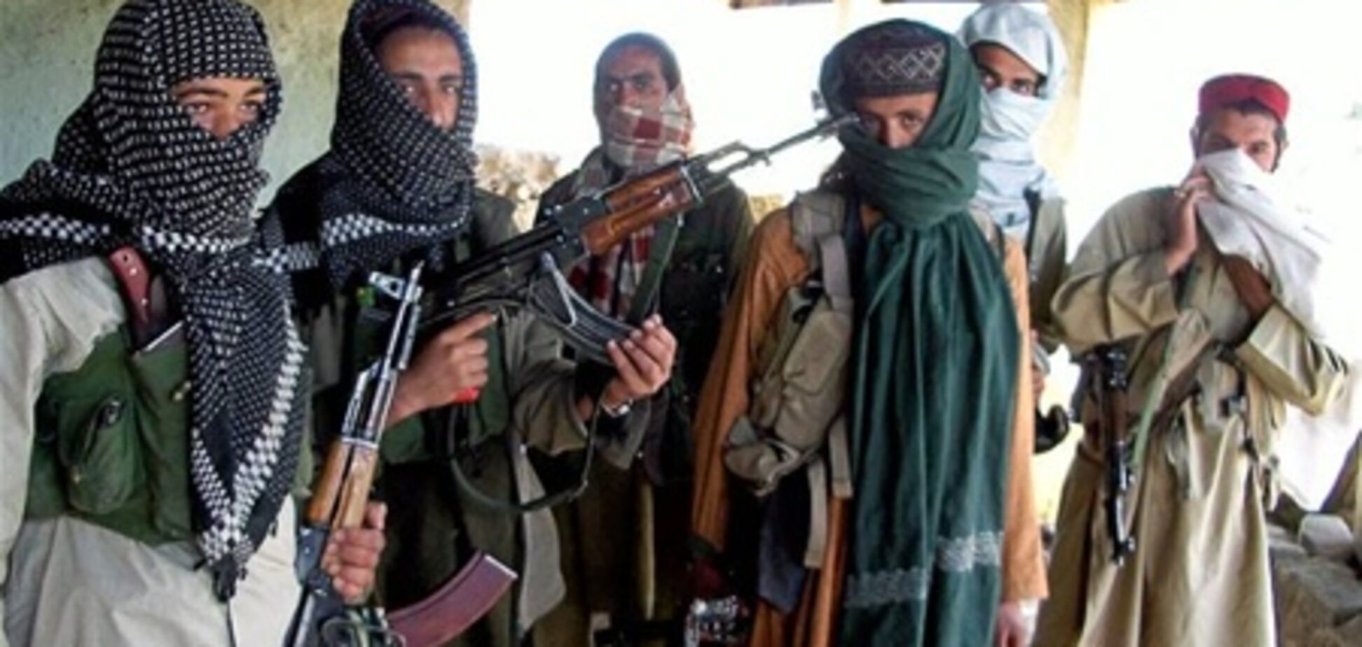 ВПС Пакистану атакували базу бойовиків, загинули 11 людей