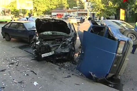 Погоня в Москві закінчилася кривавим ДТП. Фото