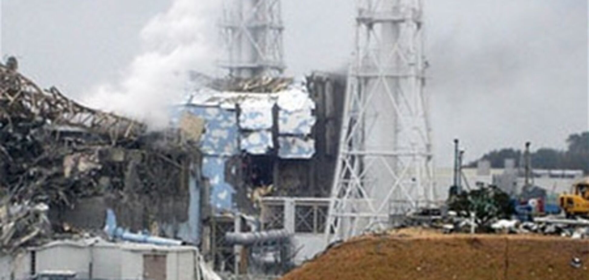 На четвертом блоке 'Фукусимы-1' произошел взрыв
