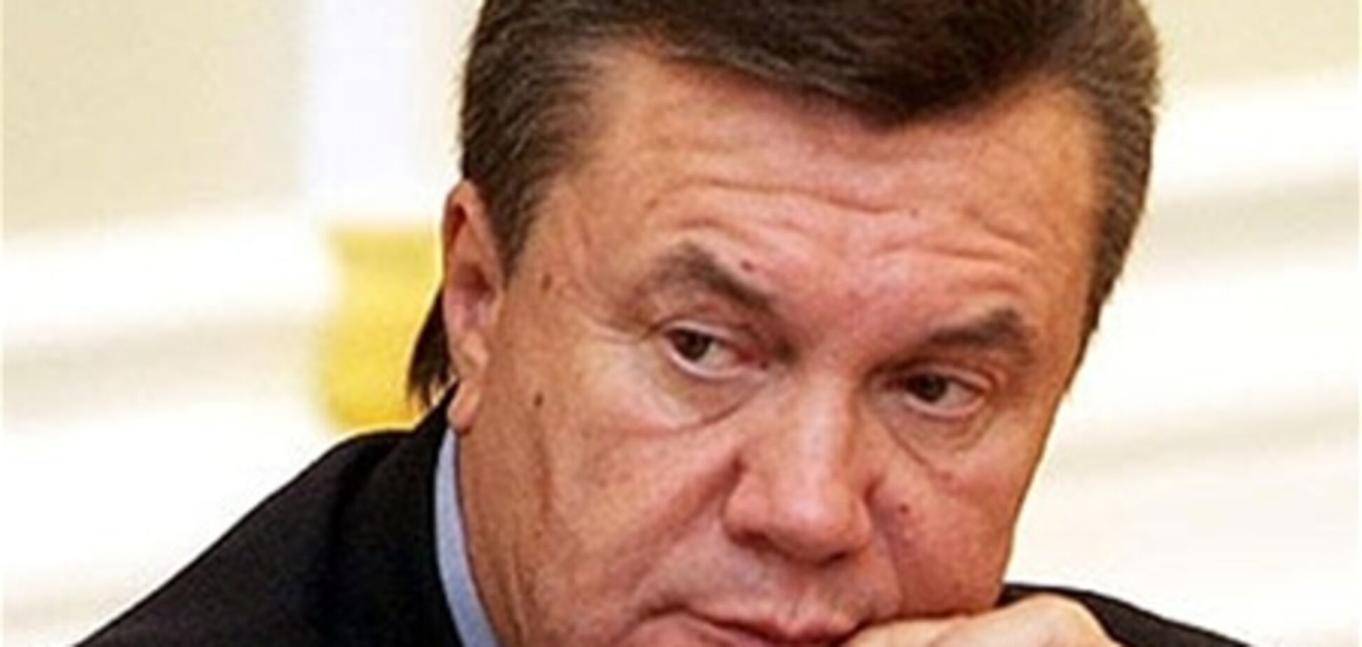 Янукович: помощь при рождении ребенка будут увеличивать каждый год