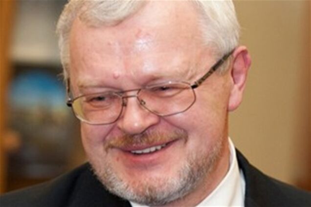 Венок генконсула РФ во Львове растоптали неизвестные