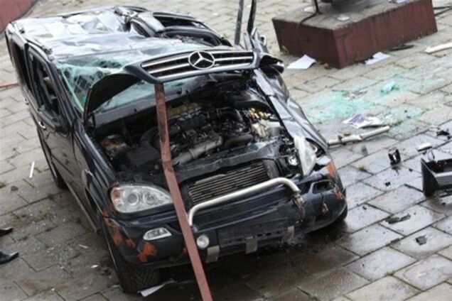 Женщина-водитель Mercedes, упавшего с 5 этажа паркинга, ничего не помнит