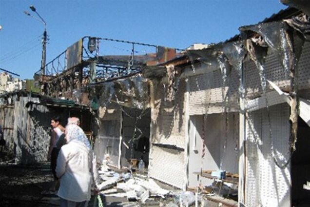 Задержаны подозреваемые в поджоге рынка 'Виноградарь'