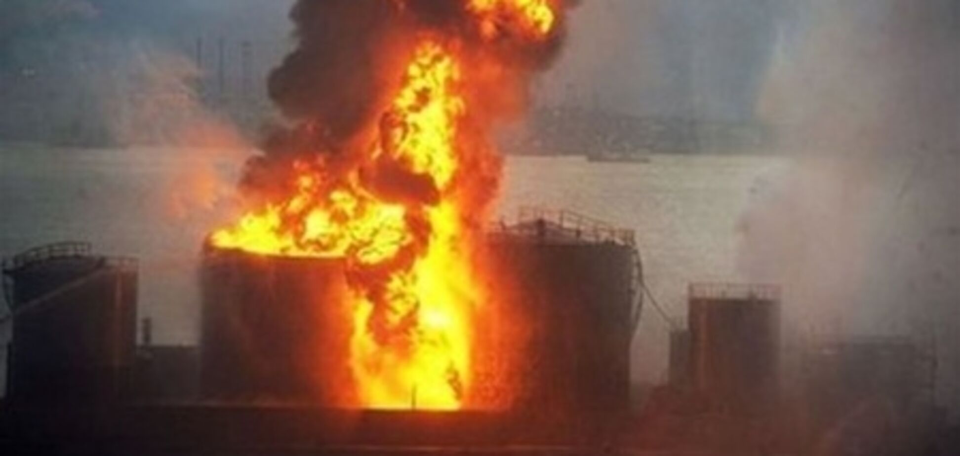 Число раненых при взрыве в порту Гибралтара возросло до 12