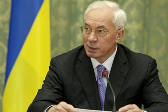 Азаров відвів загрозу від Кабміну і від себе - експерт