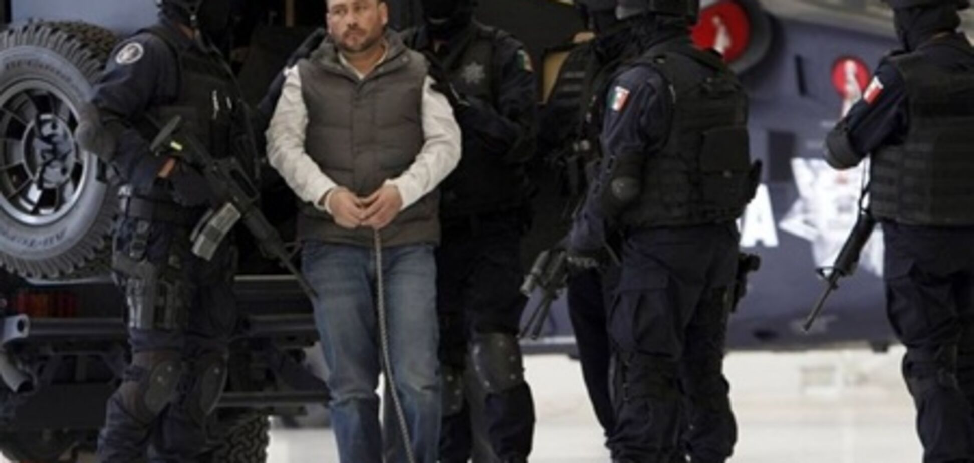 Десяток мексиканских полицейских арестовали за 'укрывание' наркодельцов