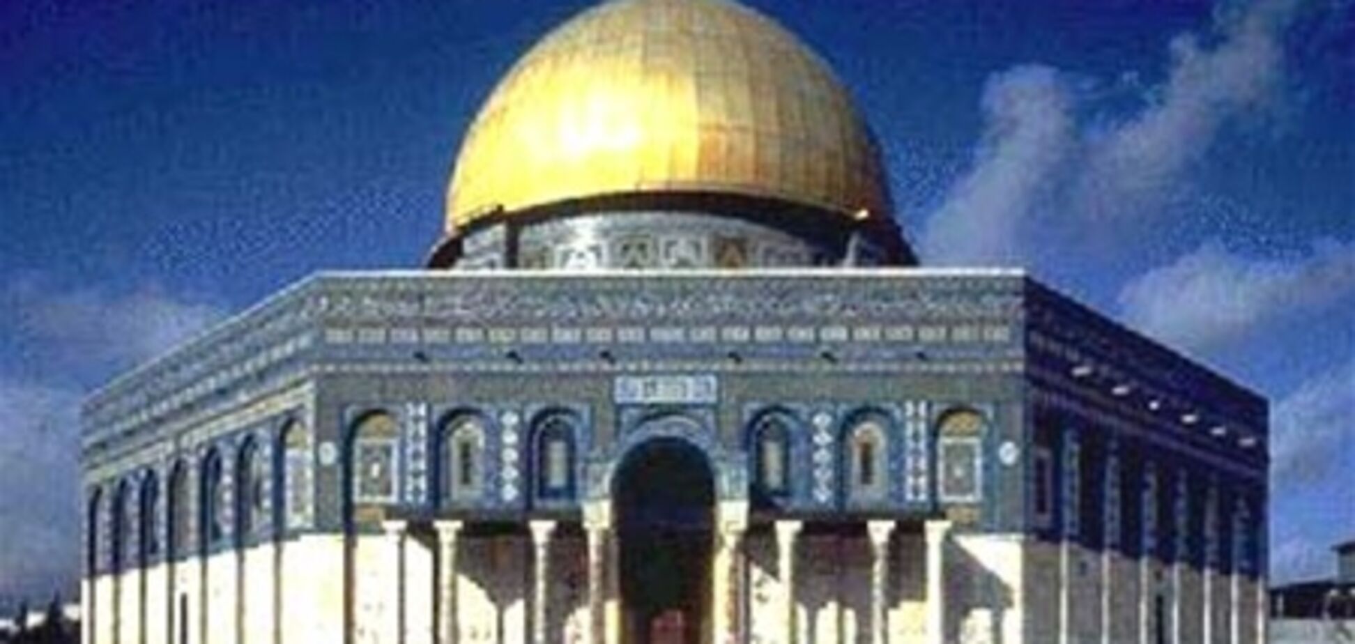 Израильская полиция взяла штурмом символ мусульманского мира